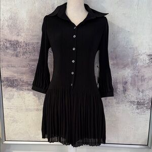 Elegant Black Pleated Dress NWT size medium
